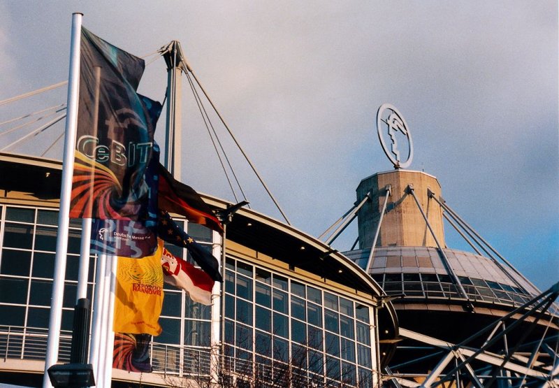 SmartStore at the Hanover Fair 2001